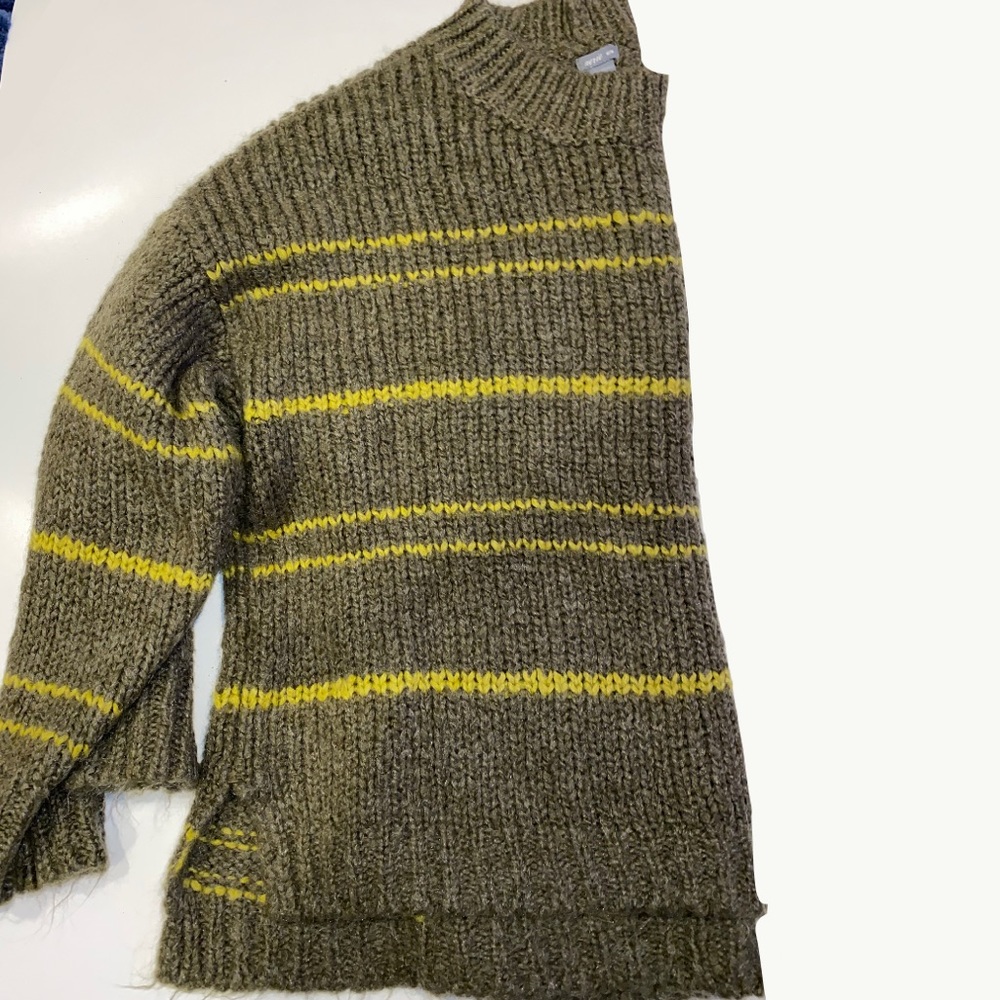 Medium Aerie Green Striped Sweater